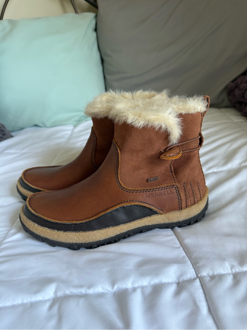 Merrell Tremblant Pull-On Chestnut Brown Faux Fur-Lined Ankle Boots